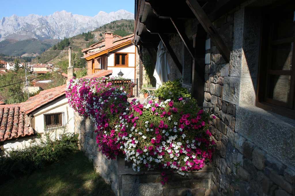 Apartamentos Casa De La Abuela Potes Esterno foto